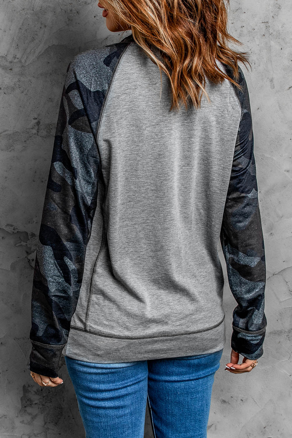 Crewneck Camo Print Long Sleeve Sweatshirt - Cool