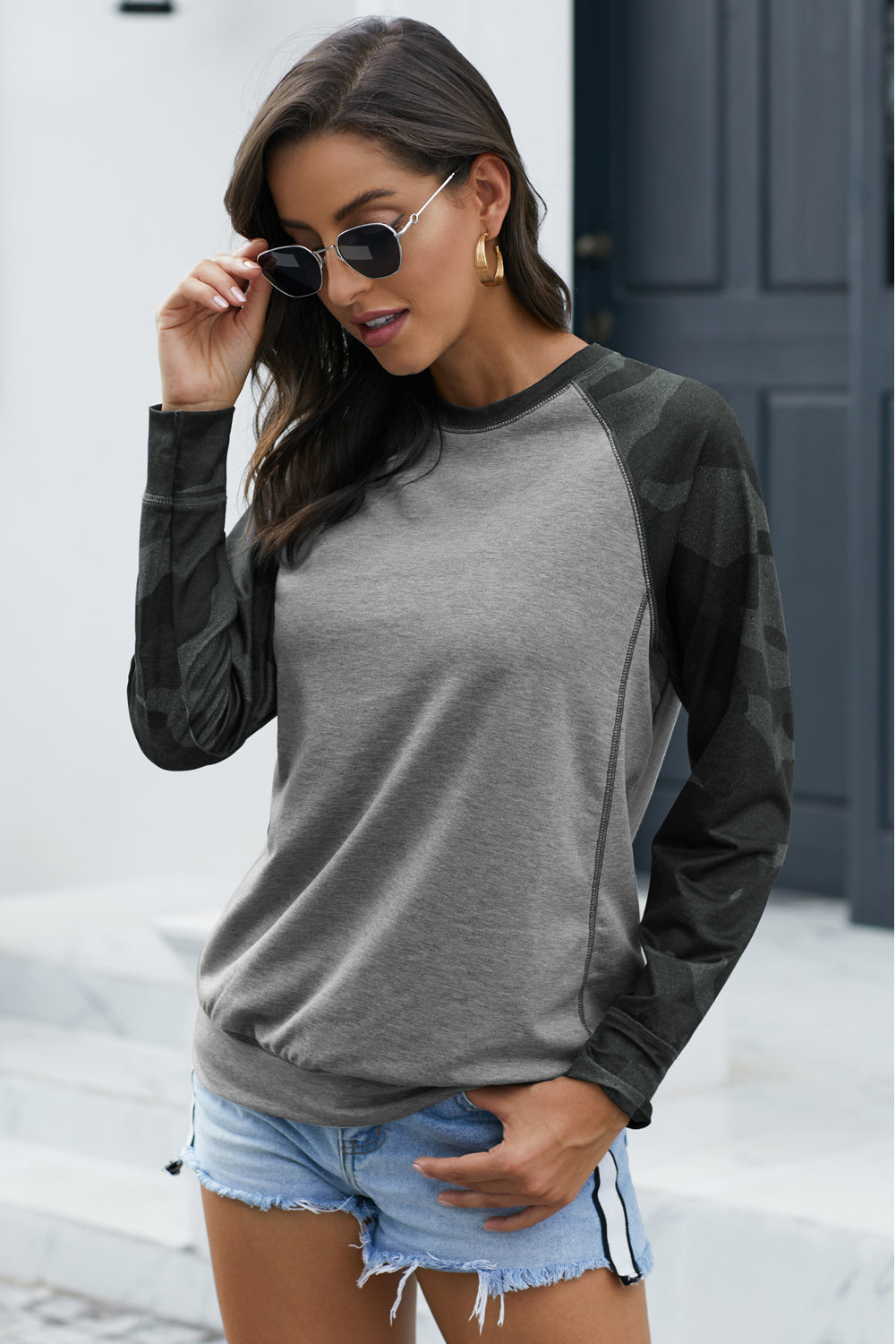Crewneck Camo Print Long Sleeve Sweatshirt - Cool