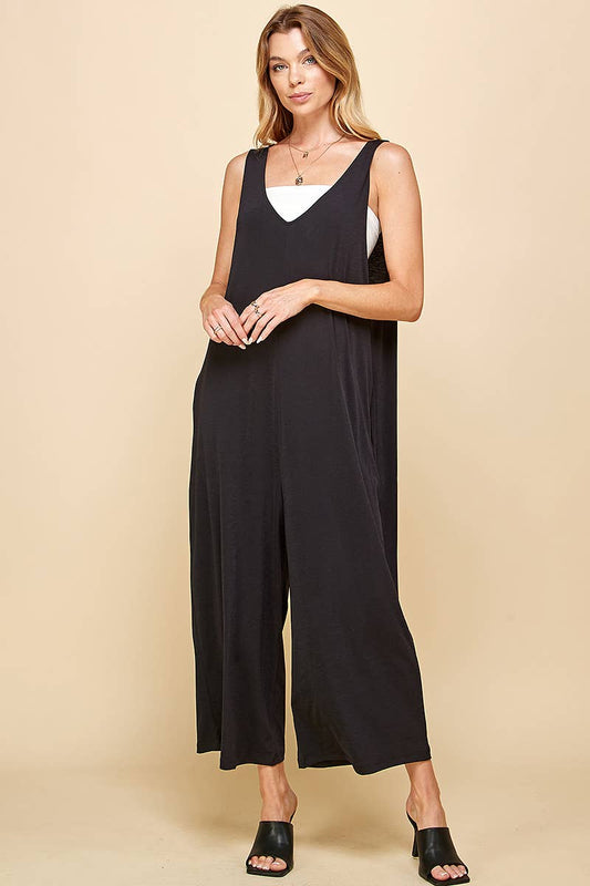 Solid Sleeveless Loose Straight Leg Jumpsuit - Warm